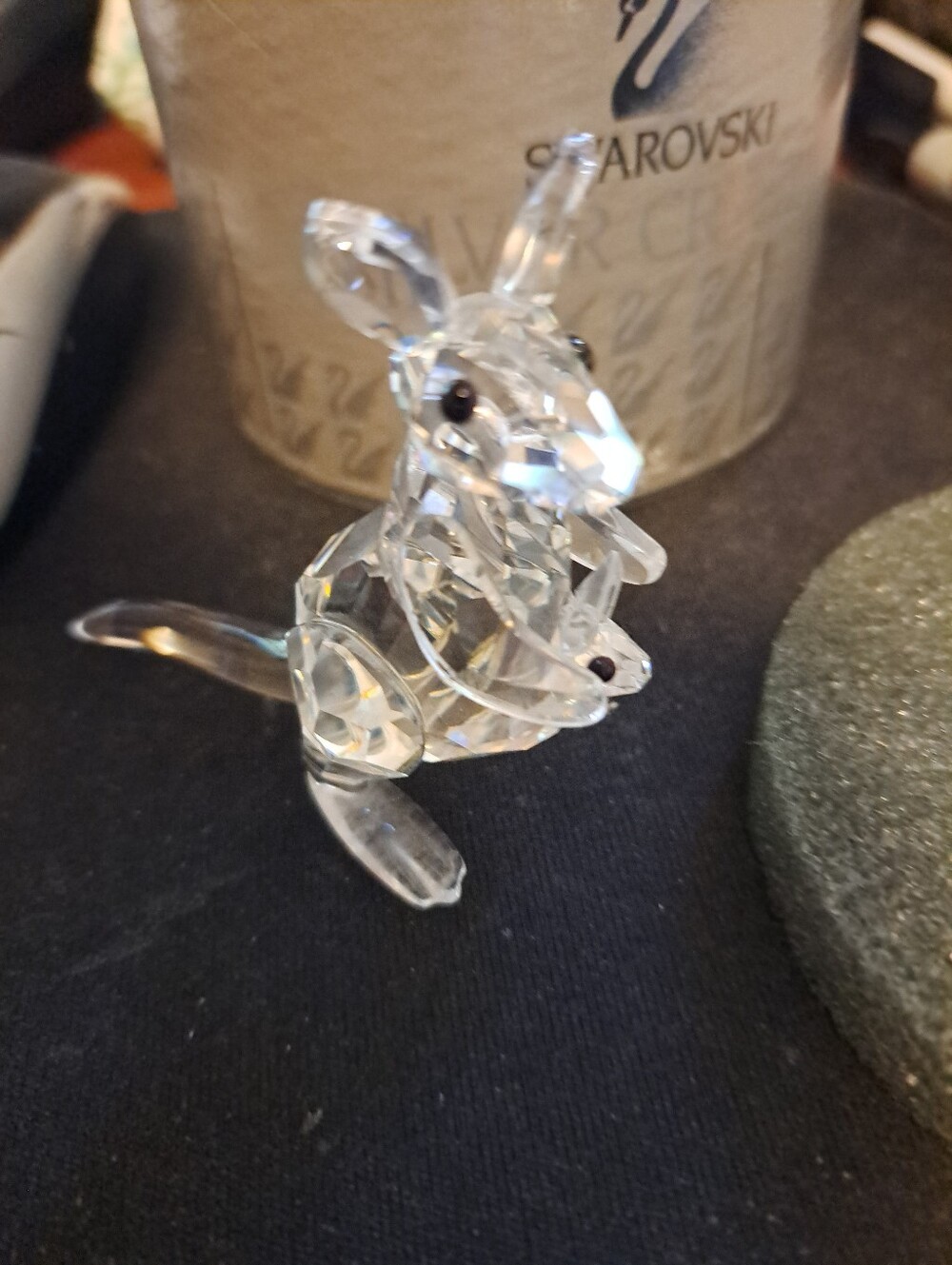 Swarovski Mother Kangaroo With Baby In Pouch 7609 With Box Excellent